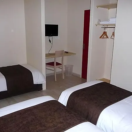 La Godiniere 3* شوليه