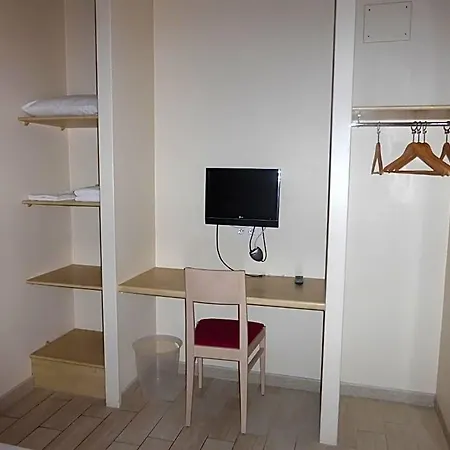 La Godiniere فندق شوليه