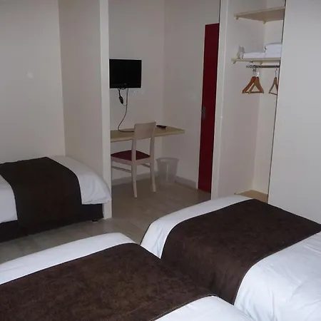 La Godiniere Отель 3*